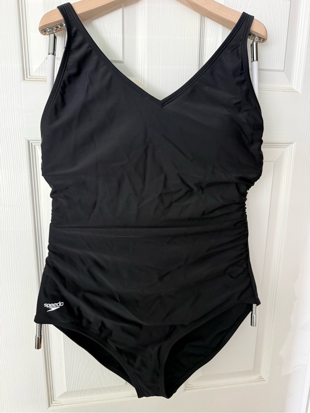 Speedo Black V-Neck Ruched One-Piece Swimsuit w/side ruching